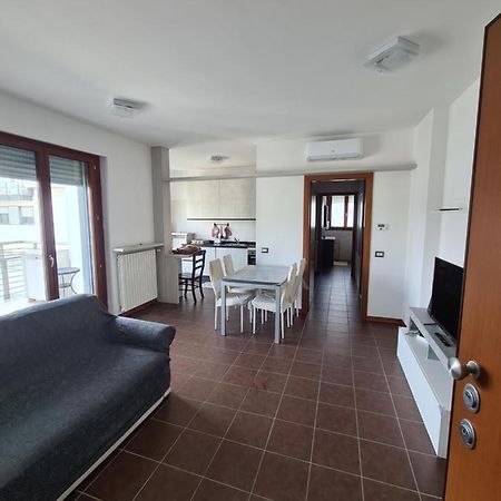 Milano Santa Giulia Business Apartment - Olimpiadi 26 外观 照片