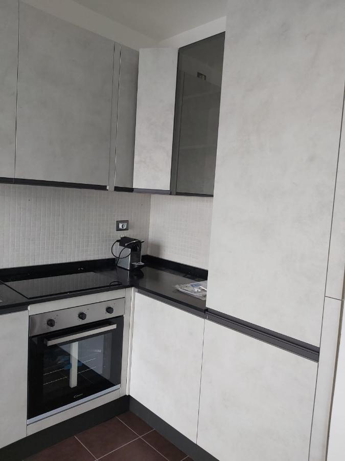 Milano Santa Giulia Business Apartment - Olimpiadi 26 外观 照片